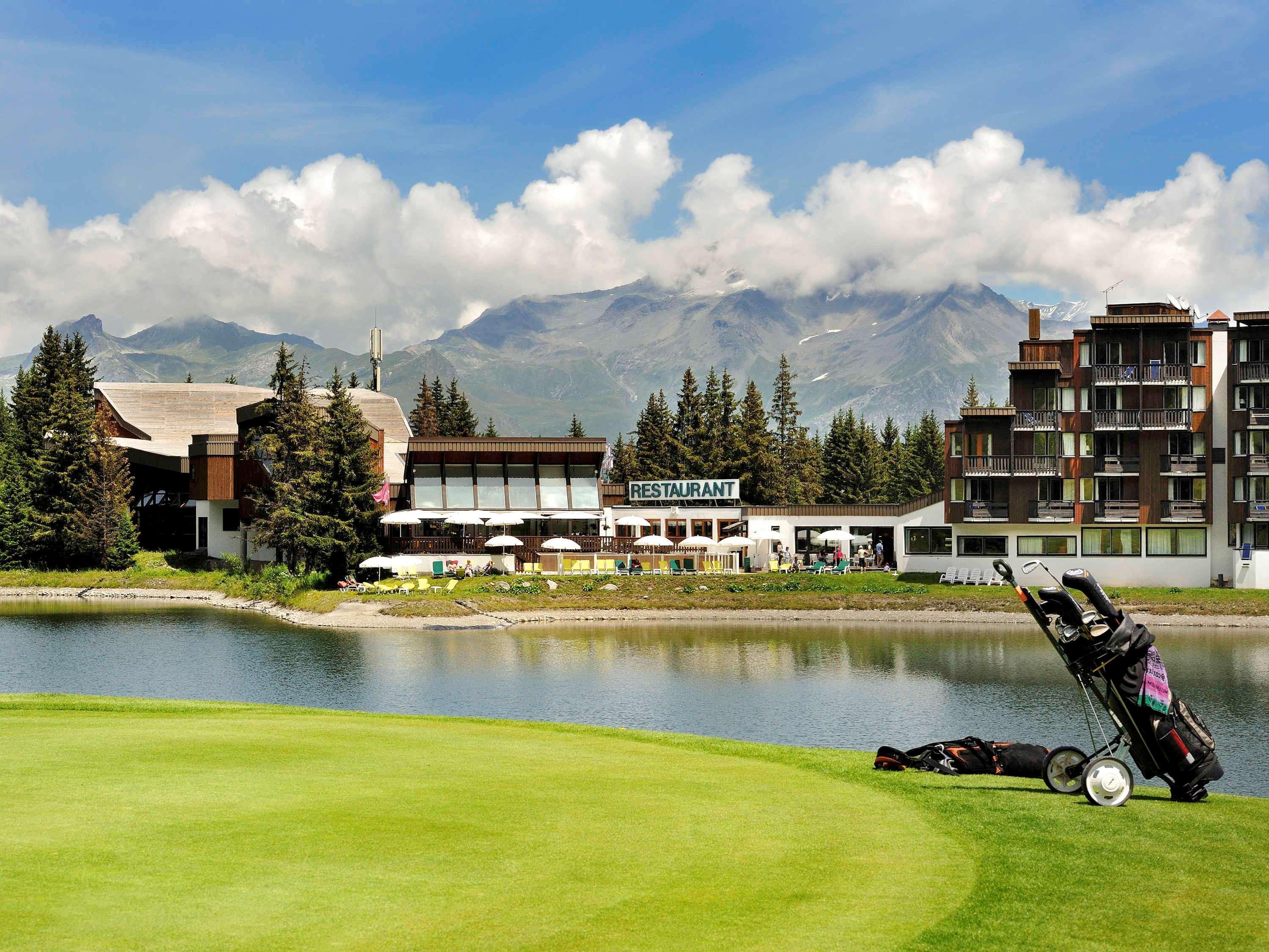 Lake Hotel Courchevel 1850 Exterior photo