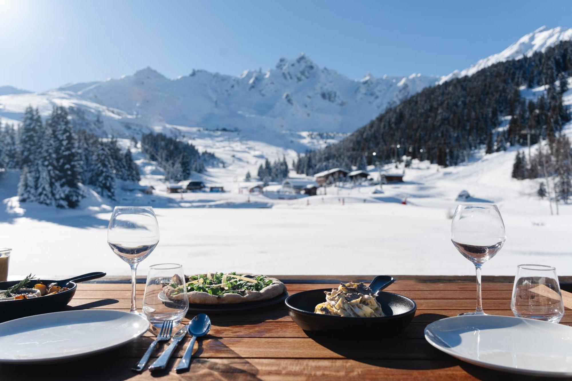 Lake Hotel Courchevel 1850 Exterior photo