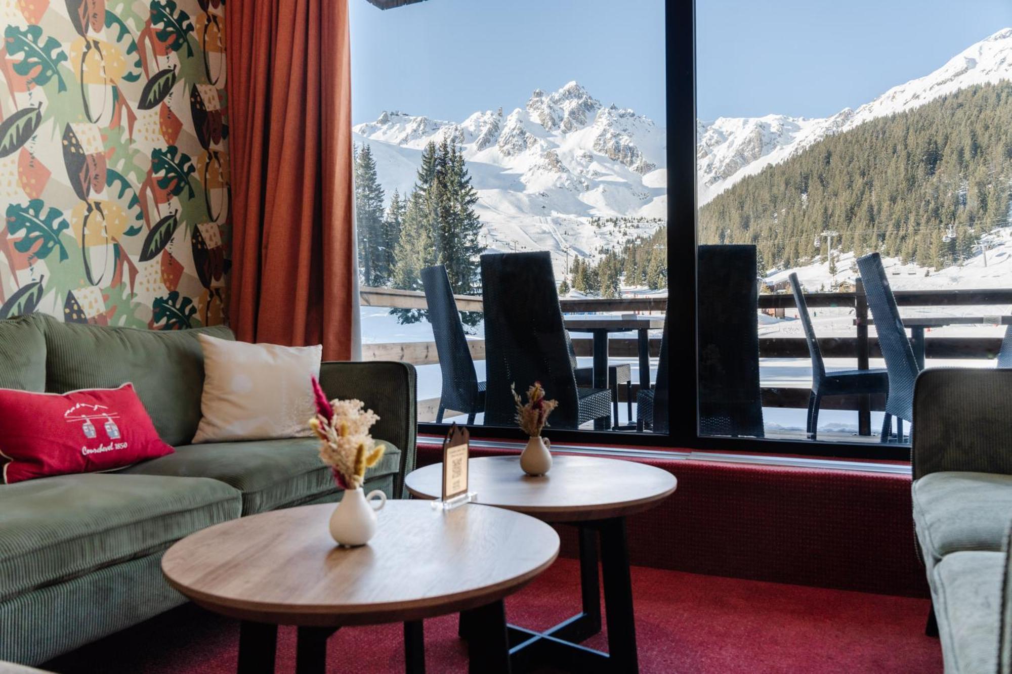 Lake Hotel Courchevel 1850 Exterior photo